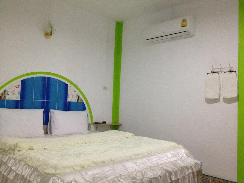 Jidapha Rooms Khlong Thom Εξωτερικό φωτογραφία